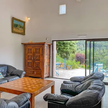 Maison Au Calme, Proche Semesterbostad *